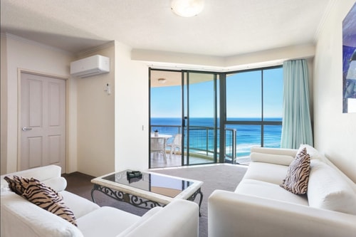 Spacious Ocean View 1-Bedroom + Parking in Surfers 0 Serain Residences