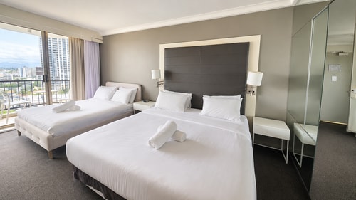 Private Hotel Room Near Beach | 3 Min Tram | Max 4 1 Serain Residences