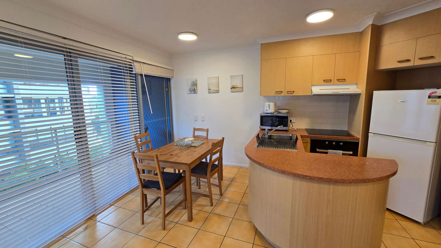 Comfy 1BR + Free Parking |  Stroll to Parklands 1 Serain Residences