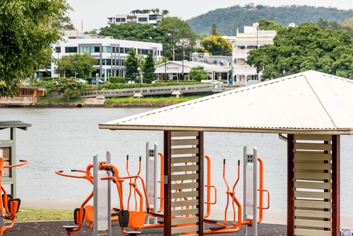 Westend high-end 3 bedroom Townhouse Next to River 21 Serain Residences