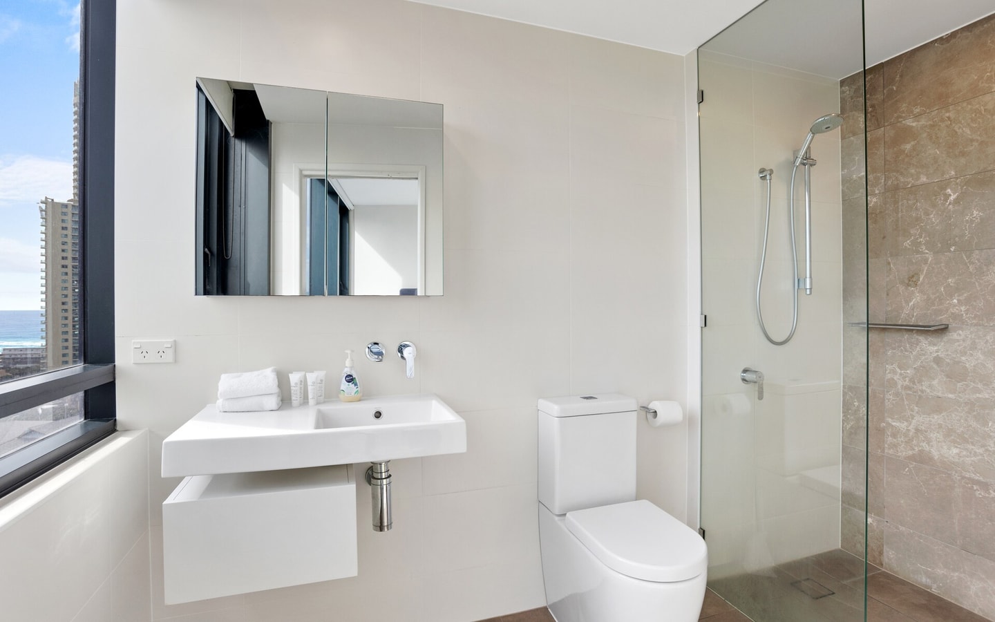 Modern 2BR Apartment on level 13 | Walk to Beach 6 Serain Residences