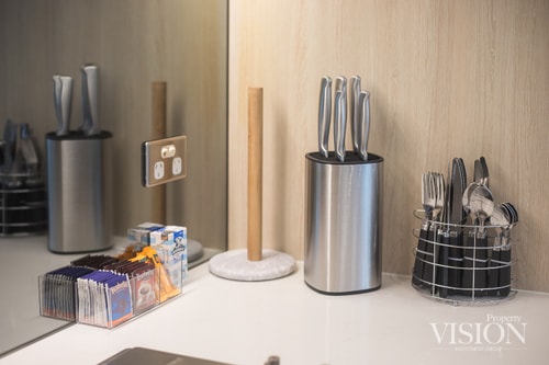 Modern 2-Bedroom Apartment next North Ryde Metro 16 Serain Residences