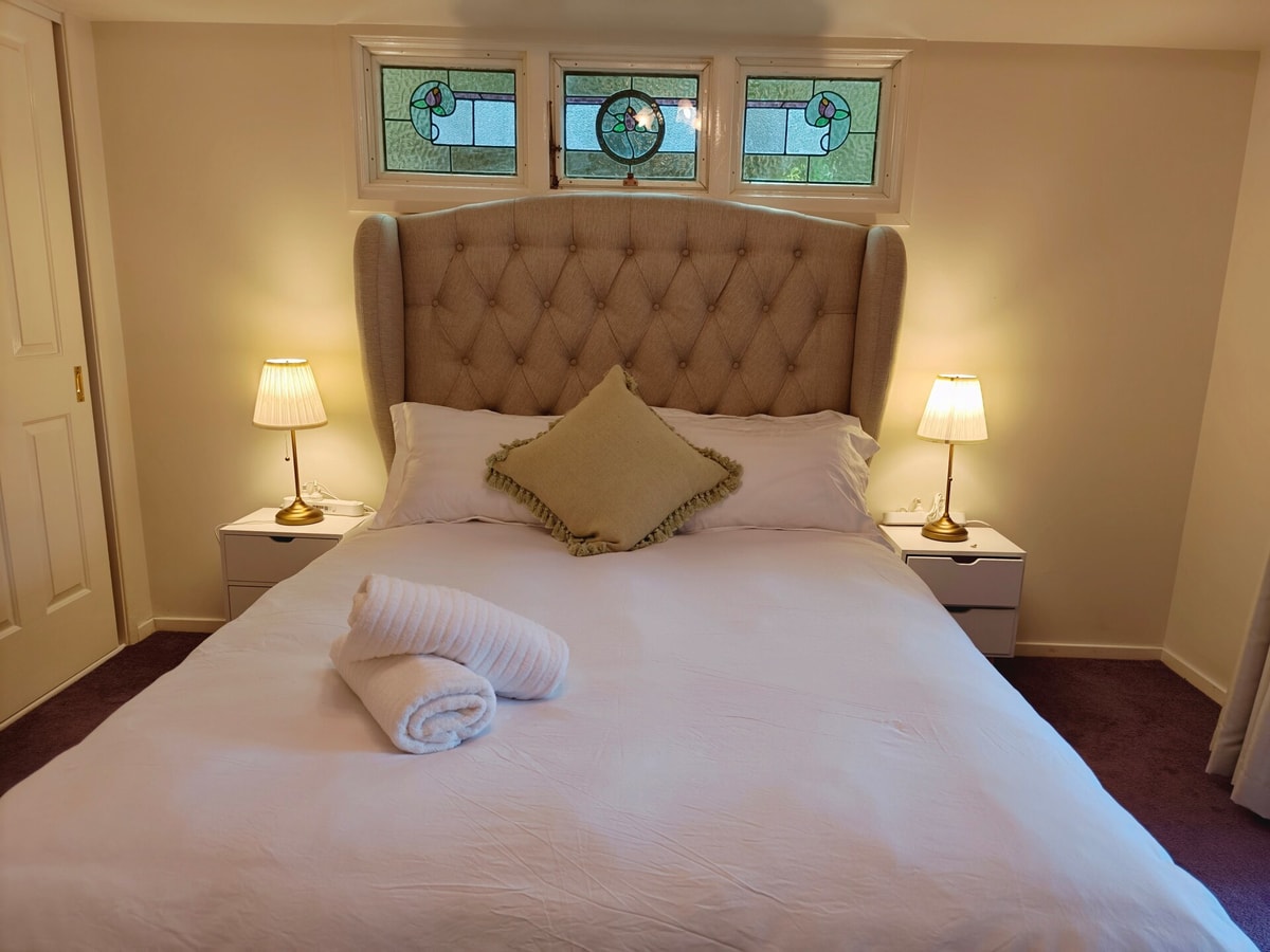 1BR Retreat Steps from Blue Mountains Highlights 14 Serain Residences