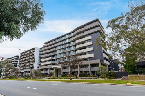 Charming 1BDR Apartment in Dickson with Parking 17 Serain Residences