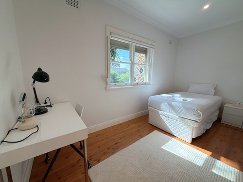 Burwood 4BR Family Home | Fast WiFi & Free Parking 23 Serain Residences