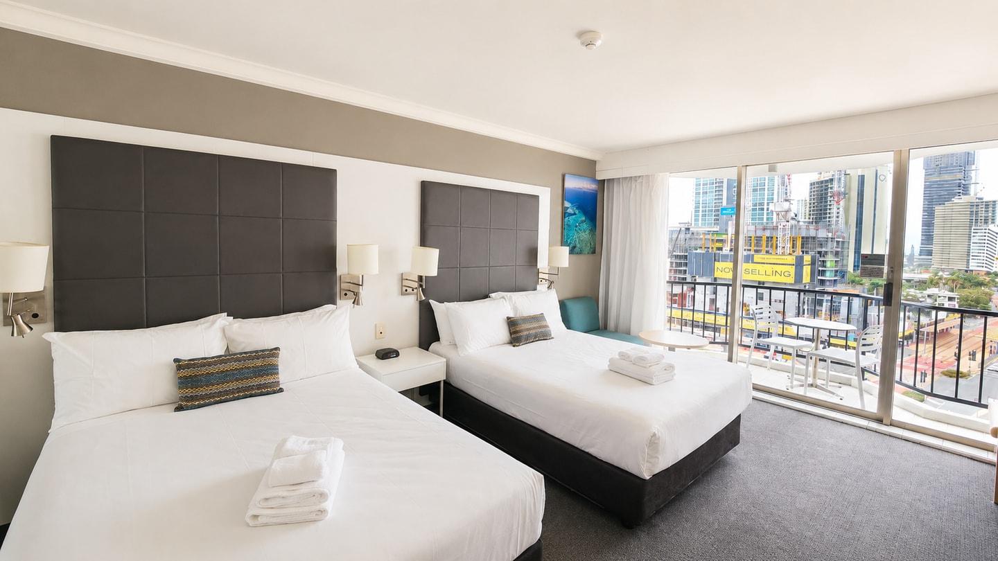 Central Located 2 Double-bed Hotel Room in Surfers 12 Serain Residences
