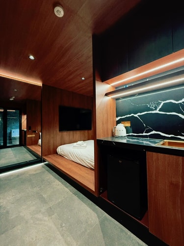Chic Inner-City Hideaway Studio in Surry Hills 17 Serain Residences