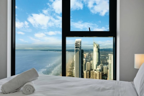 Ocean & City View | 3BR Beachside Escape Floor 62 2 Serain Residences