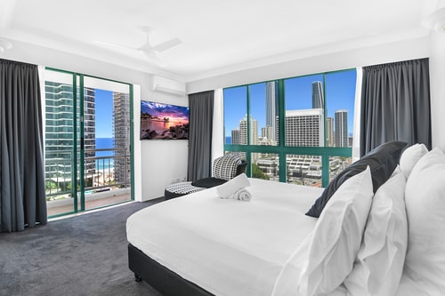 Ocean view 3 bedroom Apartment in Crown Surfers 9 Serain Residences