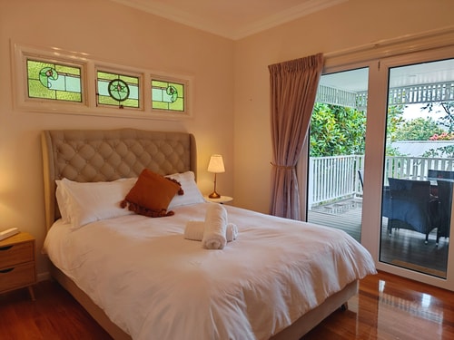 4BR Upper House Close to Blue Mountains Highlights 36 Serain Residences