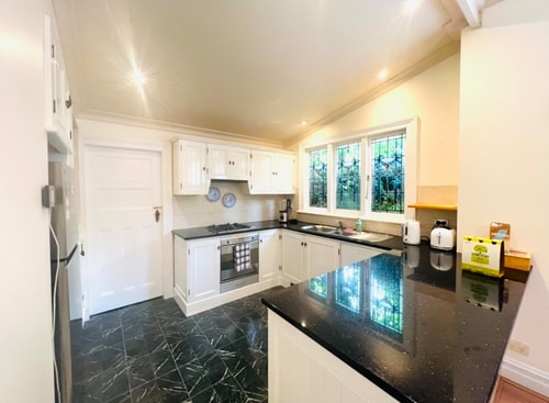Leura's Magical Manderley - 2 Bedroom Unit 4 Serain Residences