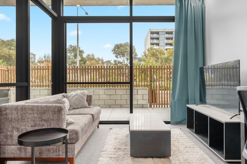 Fresh 2BR Stay | Parking | 7min Walk to Tram 0 Serain Residences