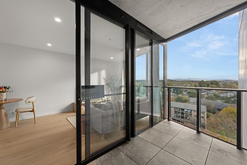 6min Walk to Westfield | Stylish 1BR Gem w/Parking 7 Serain Residences
