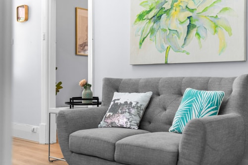 Stylish 3BR Retreat | Walk to Shops & 12min to CBD 7 Serain Residences