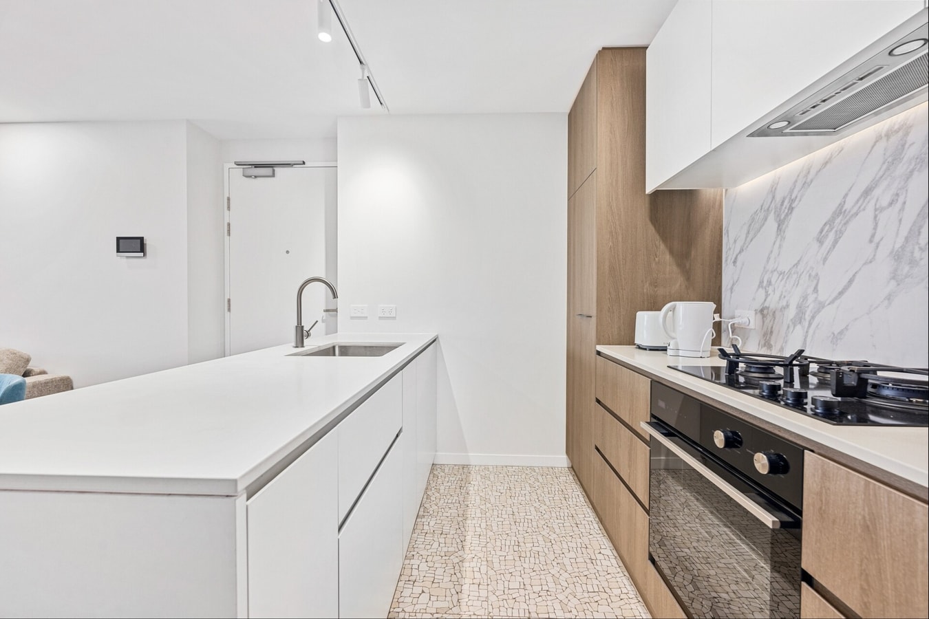 Modem One Bedroom Apartment on Northbourne Avenue 10 Serain Residences