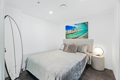 Superb Location 2 Bedroom Apartment  w/Parking 8 Serain Residences