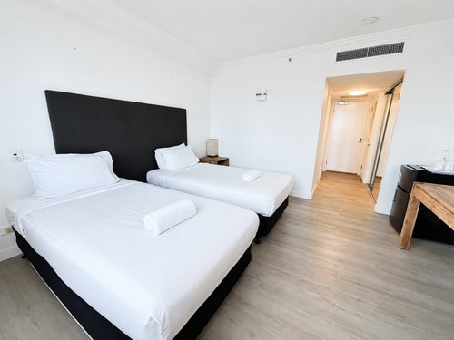 Coastal Hotel Room | Ocean Glimpse | 2 King Single 2 Serain Residences