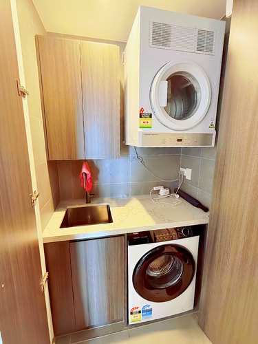 Stylish 1BR | Pool, Gym & Parking by Olympic Park 19 Serain Residences