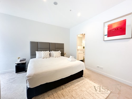 Modern 2-Bedroom Apartment next North Ryde Metro 25 Serain Residences