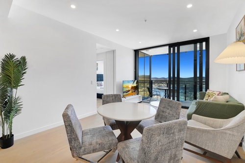 High Rise Ocean View 2BR with Parking By Casino 13 Serain Residences