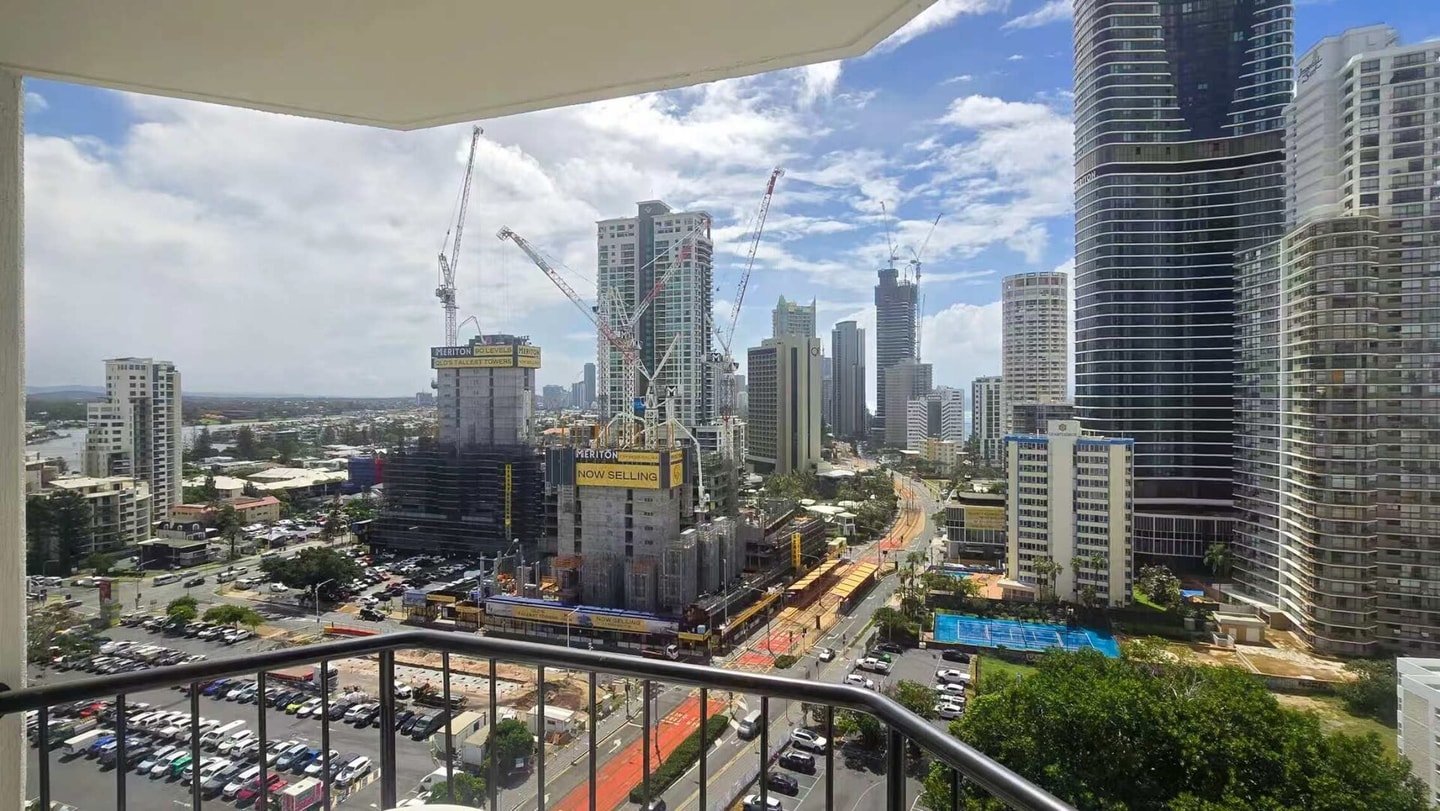 Comfortable 2-Bed Stay in Surfers | Great Location 10 Serain Residences