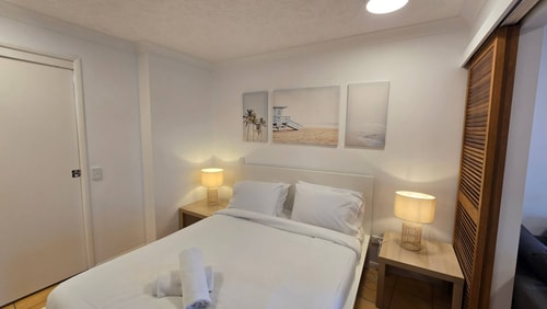 Comfy 1BR + Free Parking |  Stroll to Parklands 18 Serain Residences