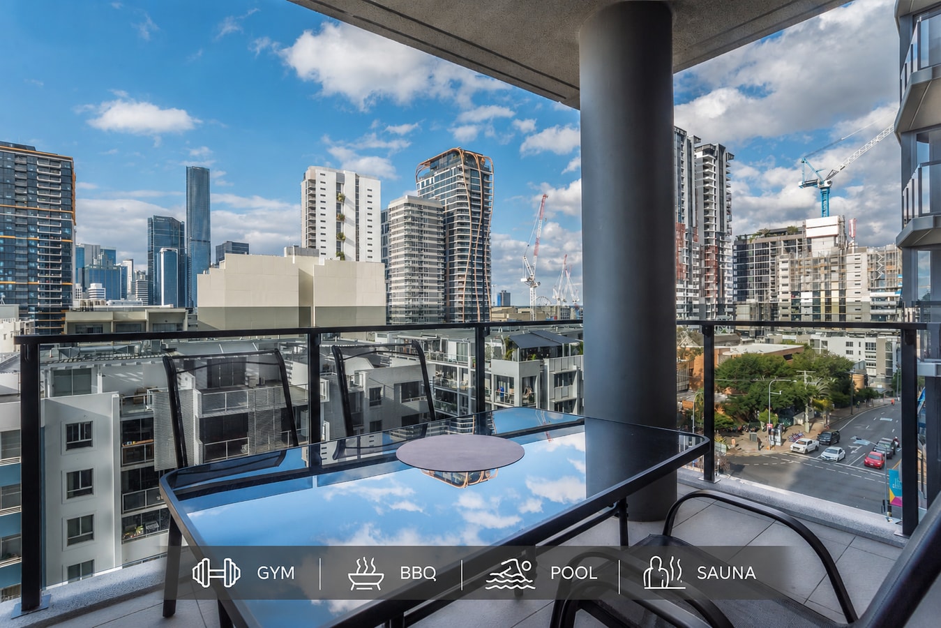 Great Location 1Bedroom w/Parking South Brisbane Serain Residences