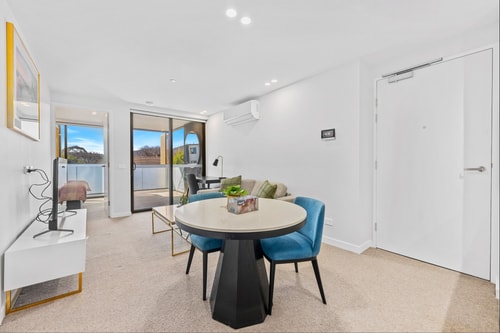 Modem One Bedroom Apartment on Northbourne Avenue 3 Serain Residences