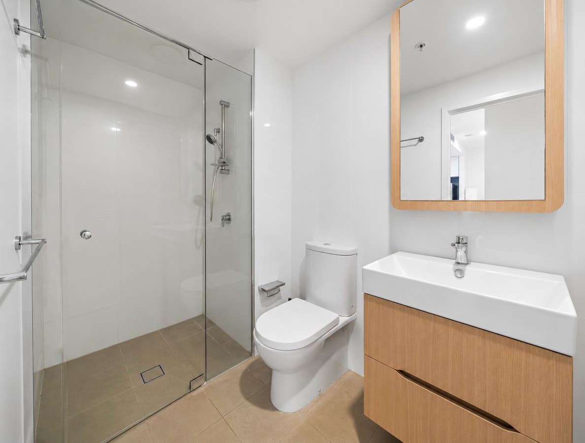 Central Located 1BR w/Parking | Near CBD & Transit 4 Serain Residences