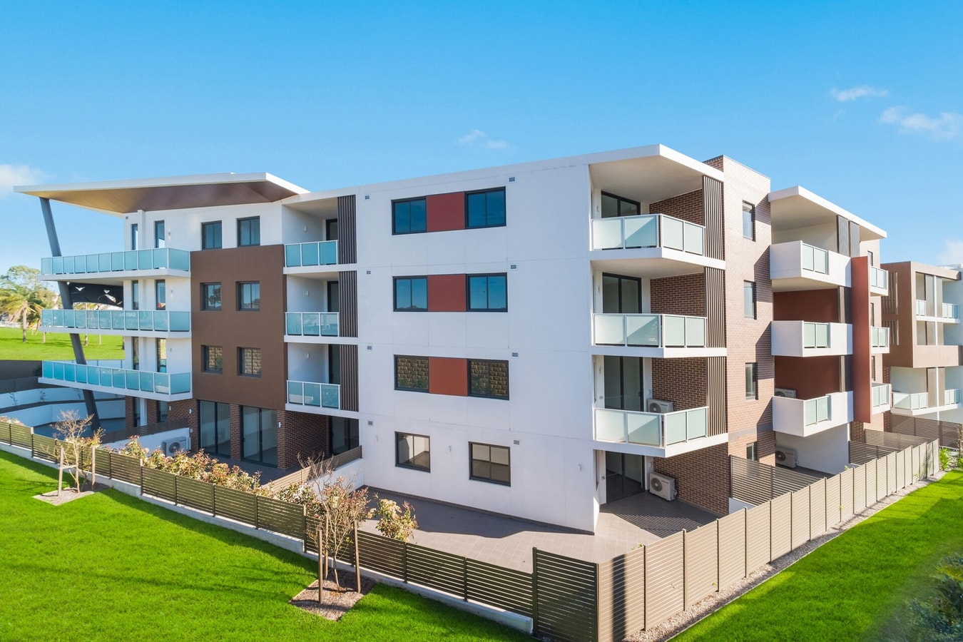 Sunny 2 Bedroom Apt with Parking in Rouse Hill 7 Serain Residences