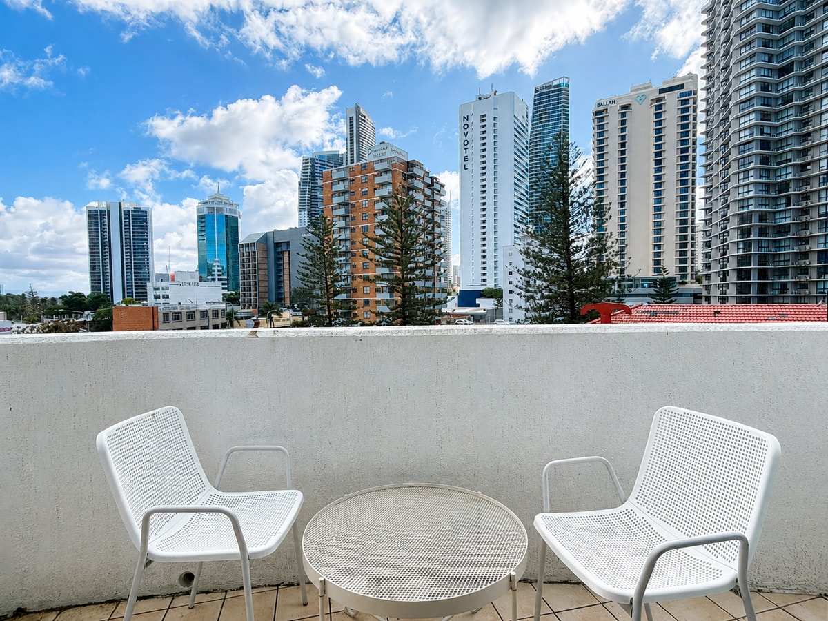 Queen Studio | Beach & Tram at Doorstep @ Legend 2 Serain Residences