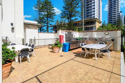 Beachside 1 Bedroom OceanView Apartment Broadbeach 14 Serain Residences