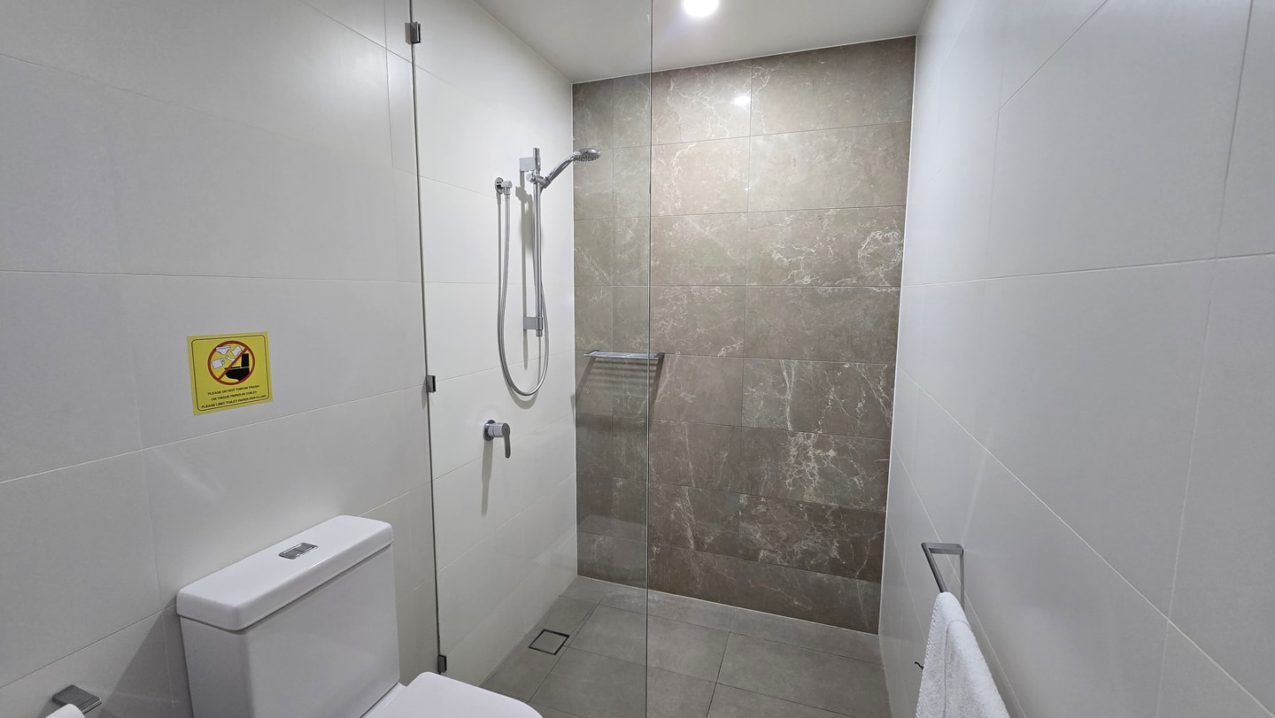 One Bedroom with Water View In Surfers 4 Serain Residences