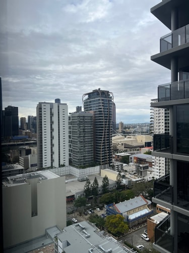 Central Located Cozy Studio in South Brisbane 9 Serain Residences