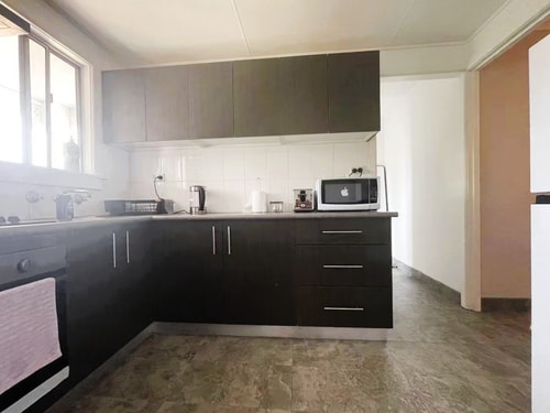 Cozy 2BDR Stay in Central Leura | Steps to Shops 13 Serain Residences