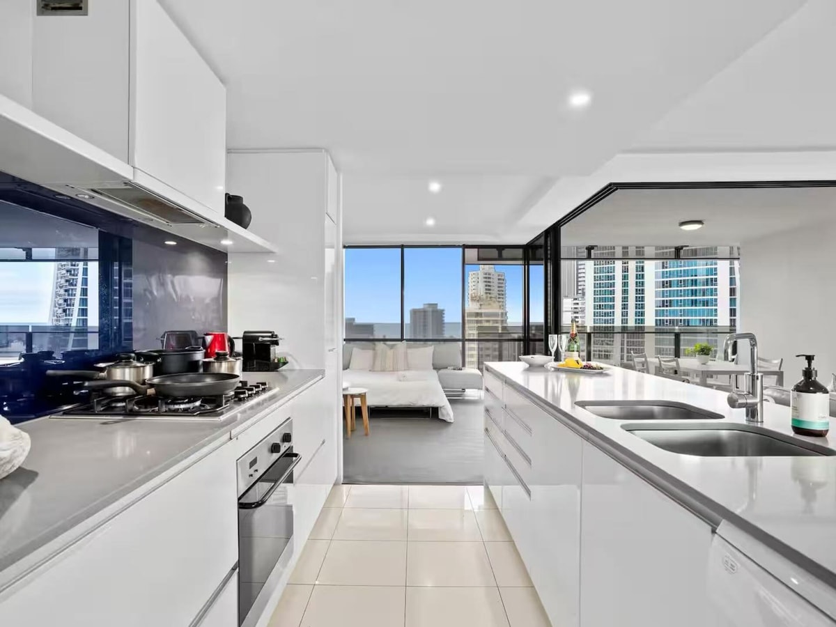 Modern 2BR Oasis with Pools, Gym & Secure Parking 22 Serain Residences
