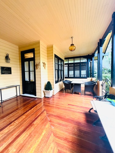 Leura's Magical Manderley - 2 Bedroom Unit 11 Serain Residences