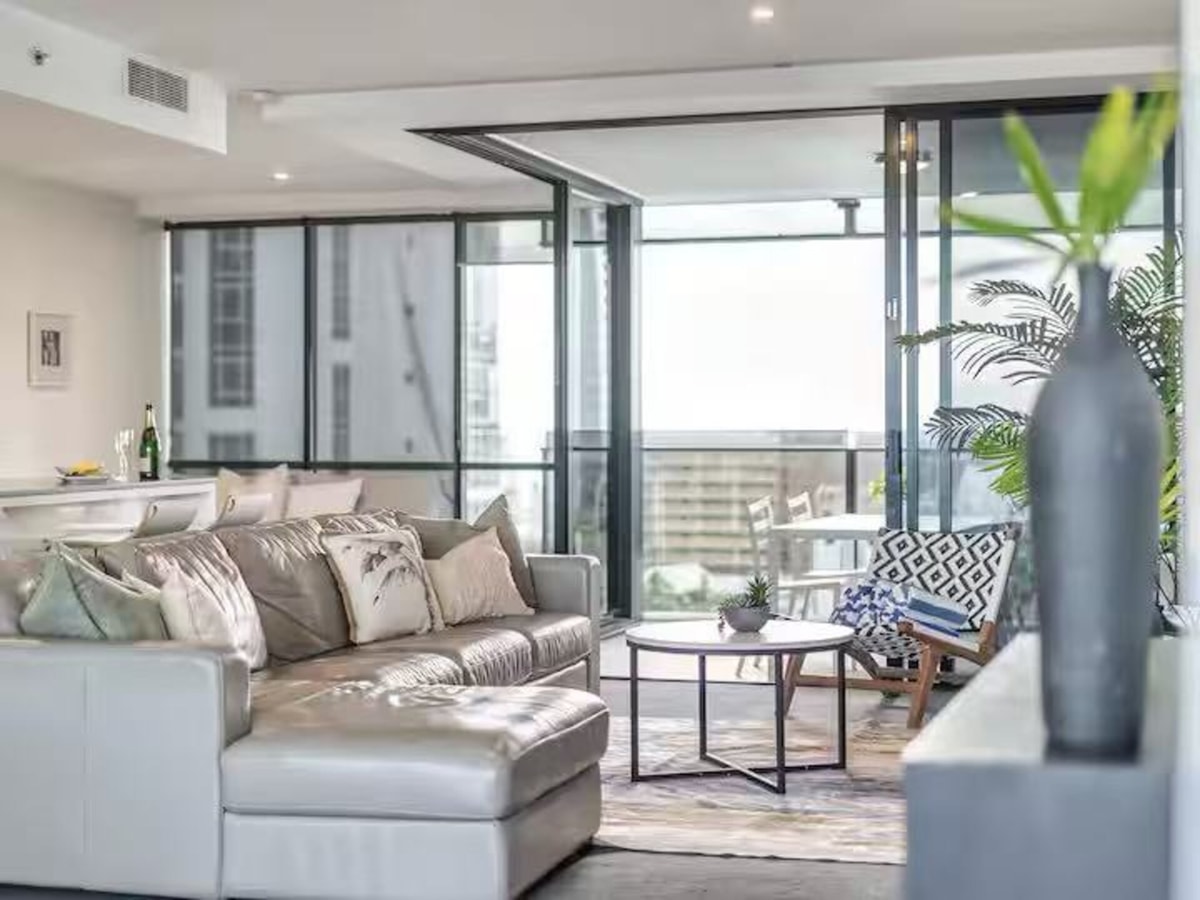 Modern 2BR Oasis with Pools, Gym & Secure Parking 7 Serain Residences