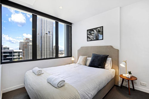 Modern One-bedroom Apt in the Heart of Melbourne 1 Serain Residences