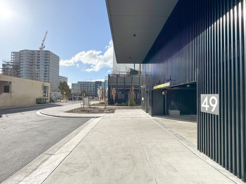 Modern One-bedroom in Phillip with Parking 12 Serain Residences