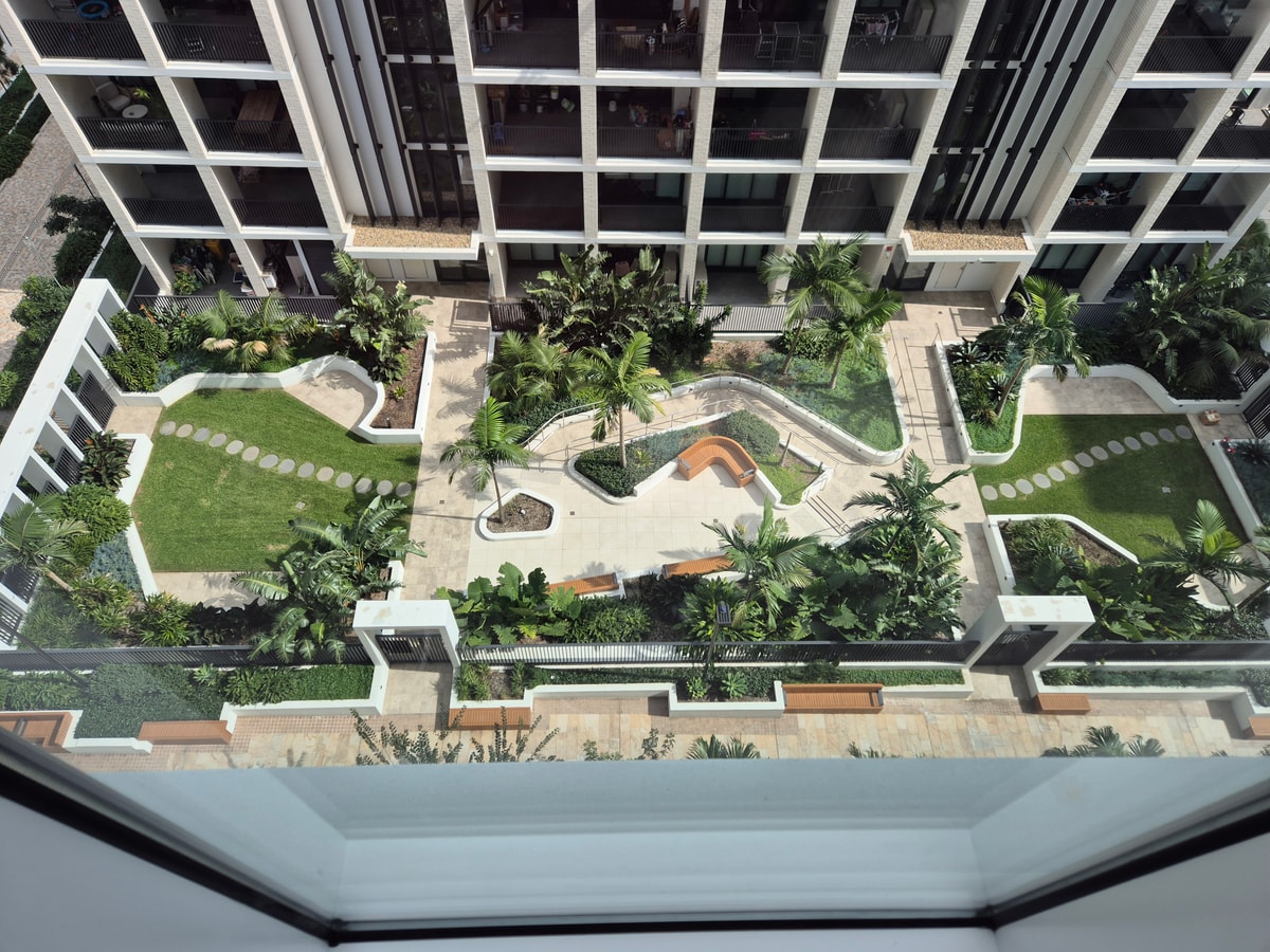Olympic Park 1BR: Pool, Gym & Free Secure Parking 17 Serain Residences