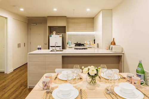 Modern Style River View 2Bedroom  Apt + Parking 7 Serain Residences