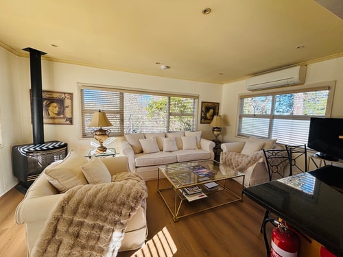 Leura's Magical Manderley - 1 Bedroom Unit 0 Serain Residences