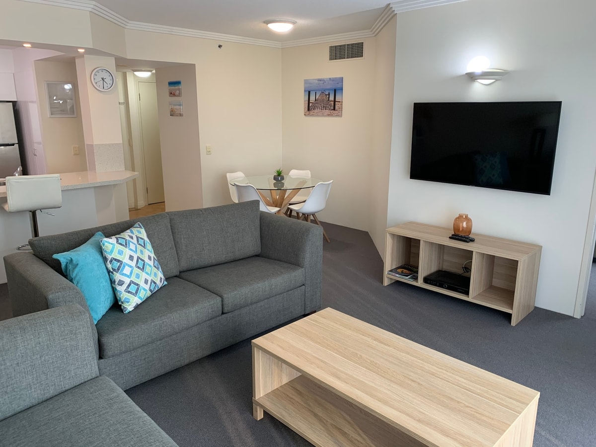 Crown Towers Luxurious 1 Bed Apt Surfers Paradise 2 Serain Residences