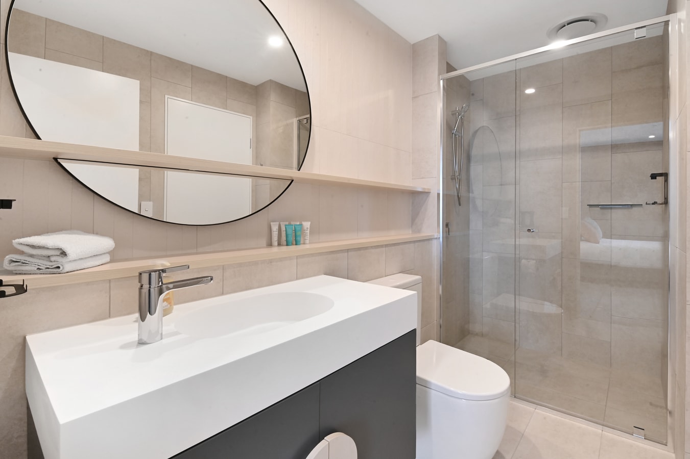 Casino-Side 2BR Ocean View | Walk to Beach/Tram 10 Serain Residences