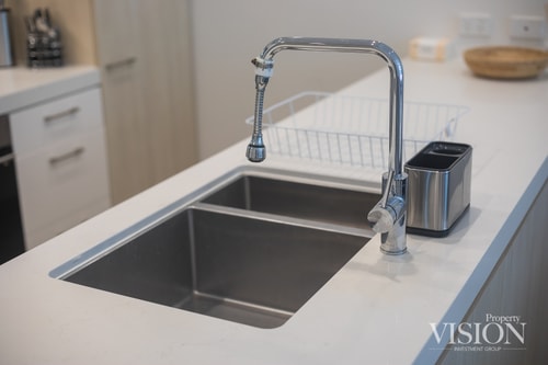 Modern 2-Bedroom Apartment next North Ryde Metro 12 Serain Residences