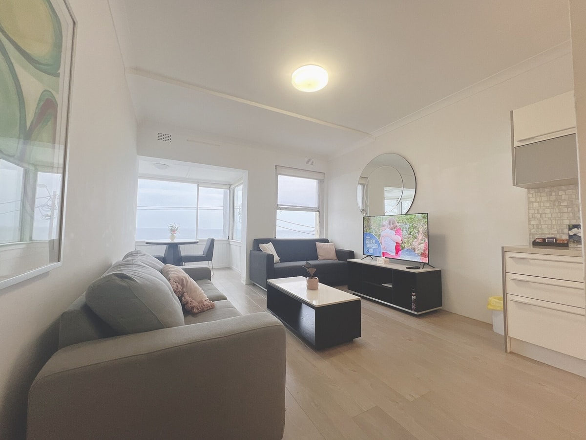 Affordable Ocean View 1BDR Unit Maroubra Beach 3 Serain Residences