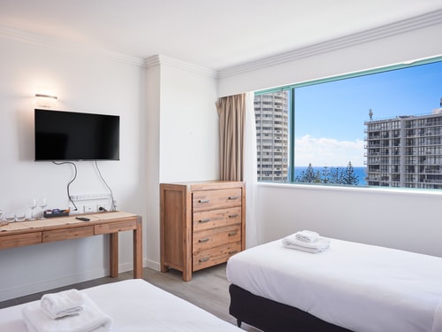 Crown Tower hotel room Apt with 2 King Single 0 Serain Residences