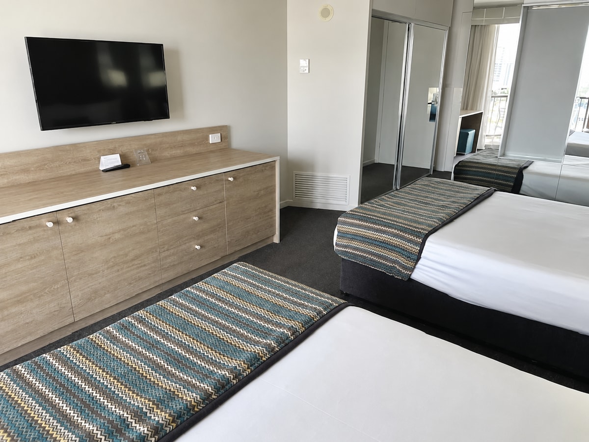 Comfy 2Double-bed Suite in Central Surfers | Max 4 2 Serain Residences