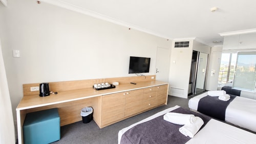 Centre Location 2 Double-bed Hotel Room | Max 4 5 Serain Residences